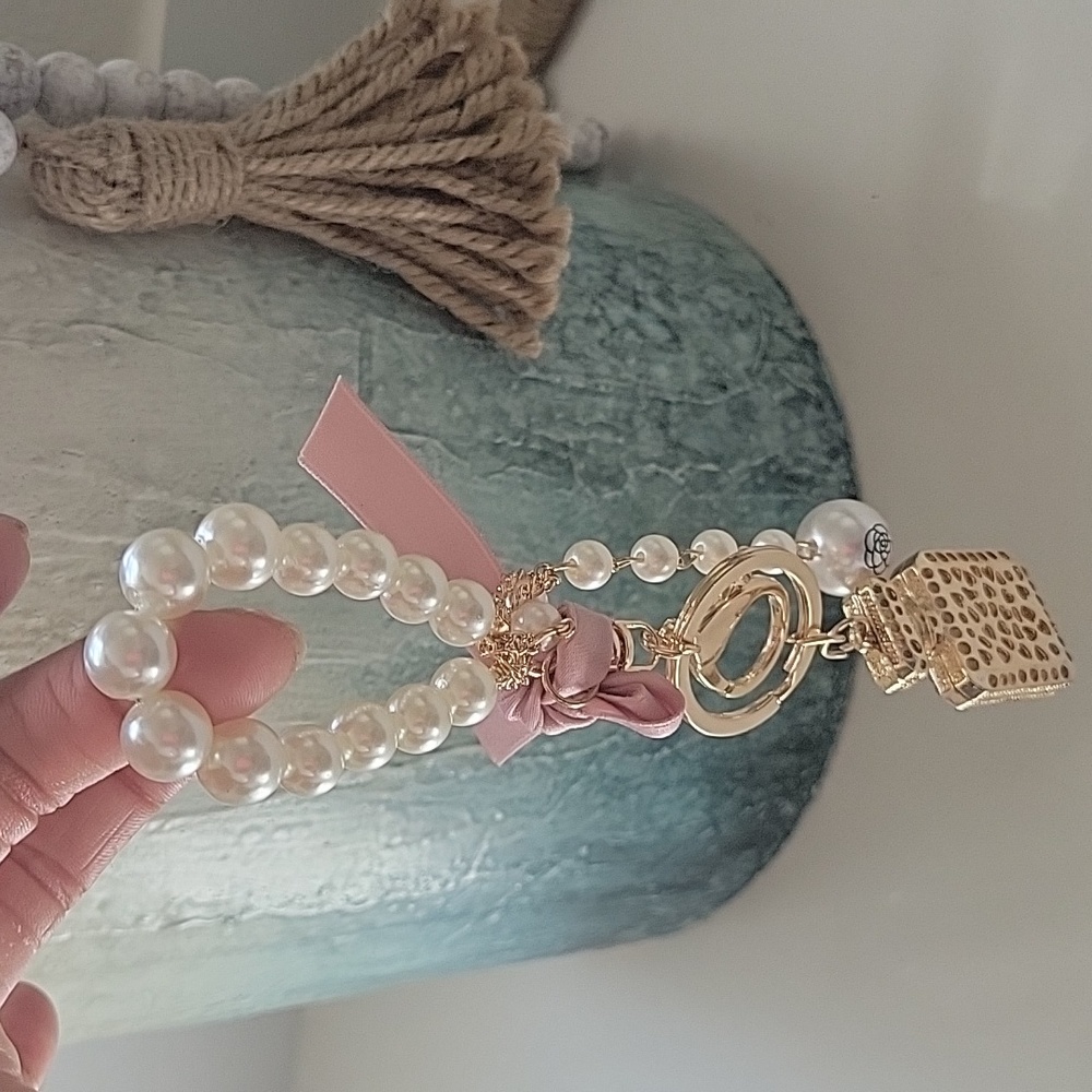 BAG CHARM - Picture 3 of 6